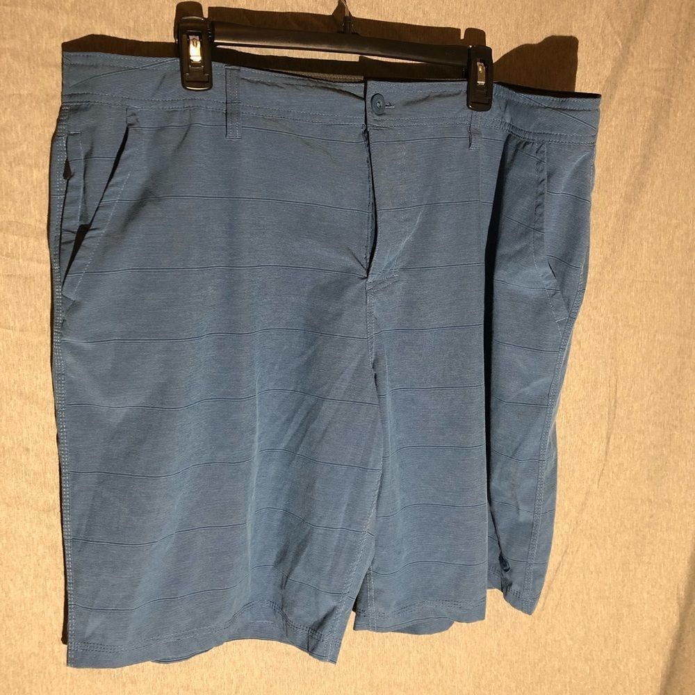 Blue Hang Ten Hybrid Board Shorts With Double Side Pockets Men’s Size 40
